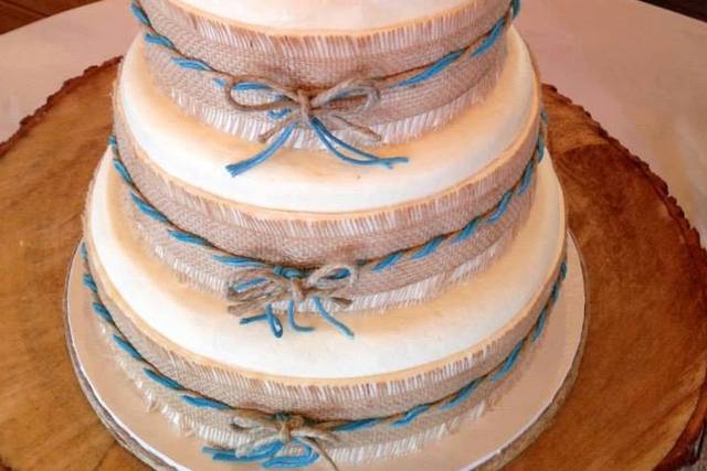 Teia Paris Cakes