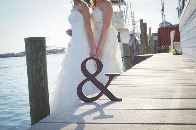 Dame-Sex Wedding | Valerie Betz Photography