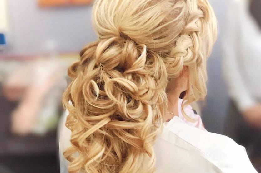 Bridal Loose Updo