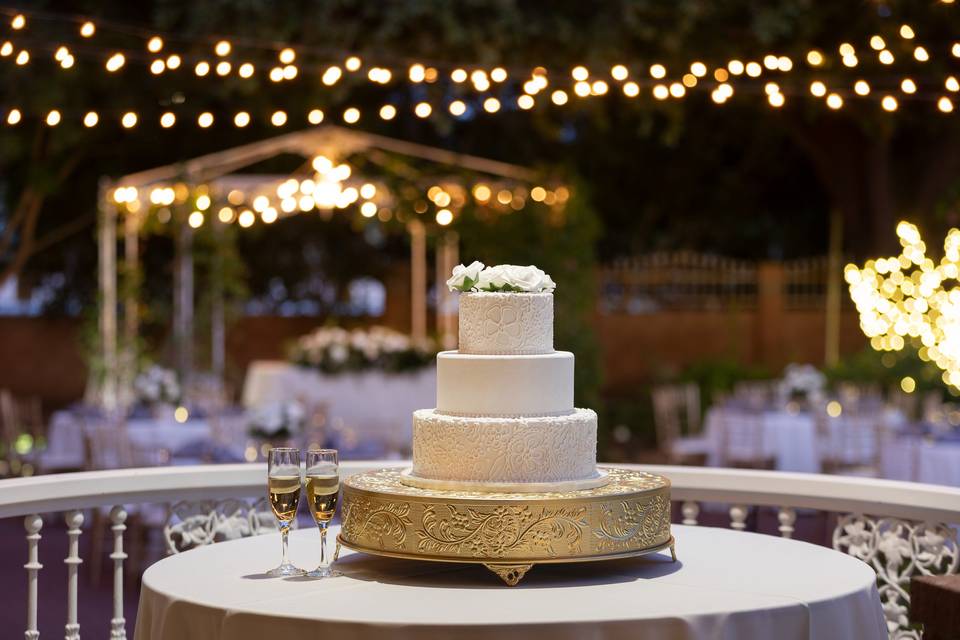 Cake table