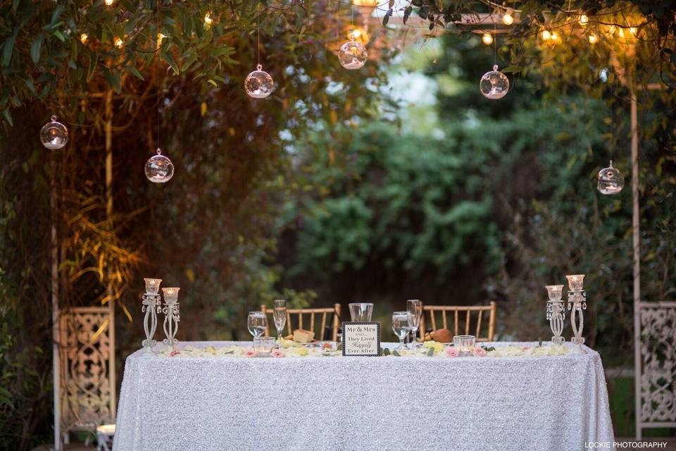 Sweetheart table