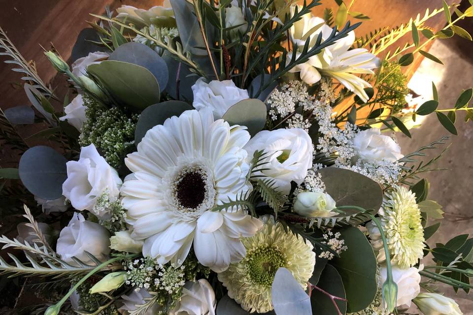 Daisyblue＆ white bouquet