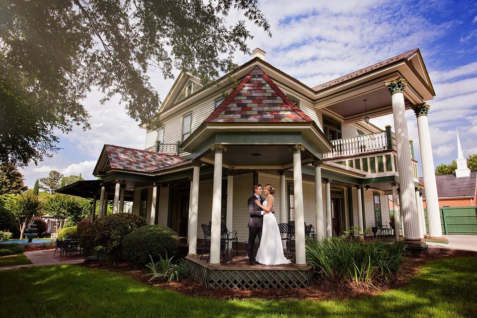 Bride and groom at the Preston Woodall House