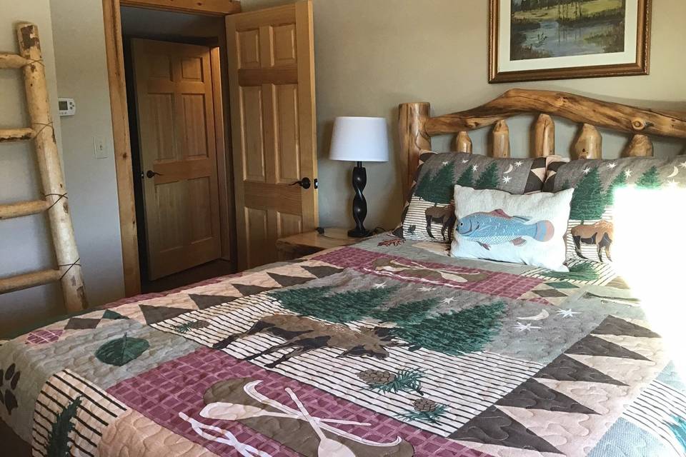 Queen bedroom - Aspen