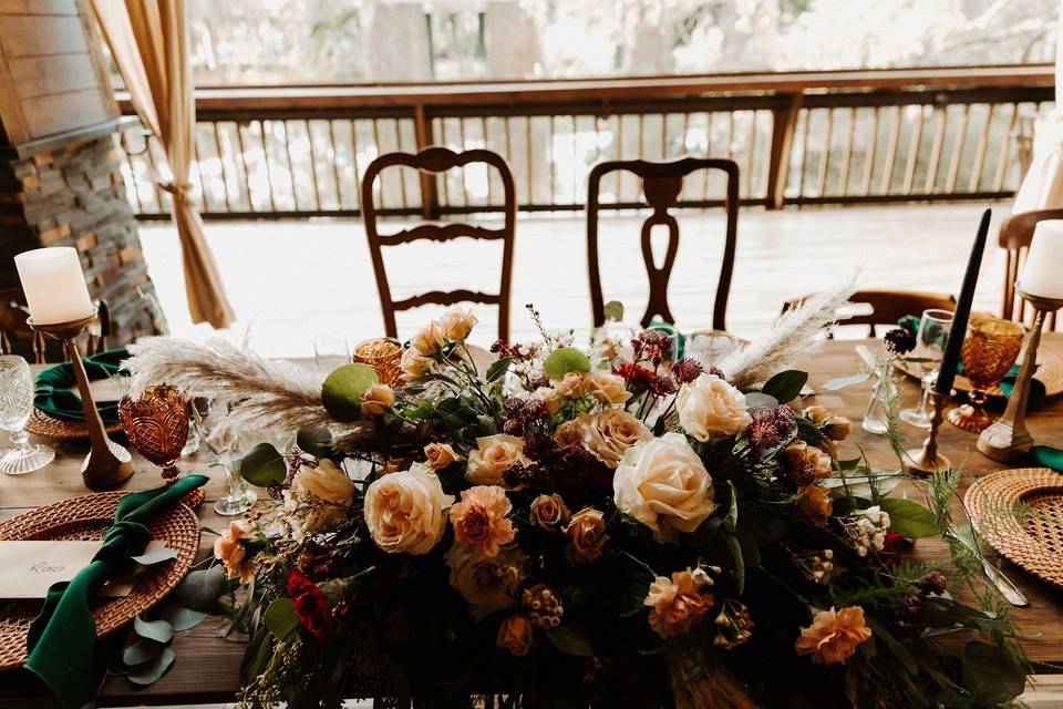 Sweetheart table