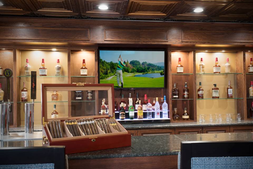 Golf Bar