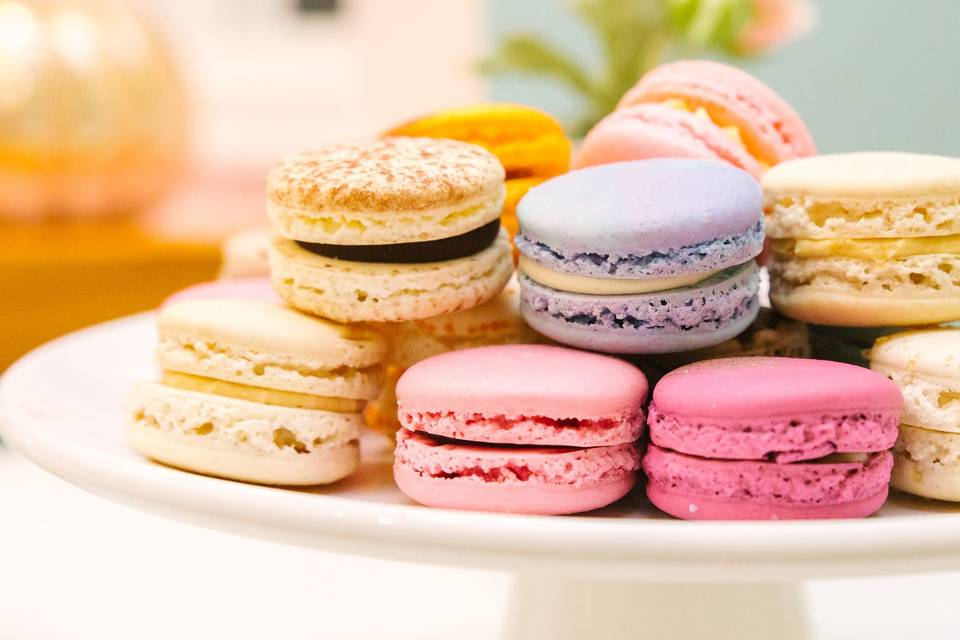 Colorful macarons