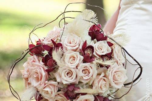 White and red bouquet