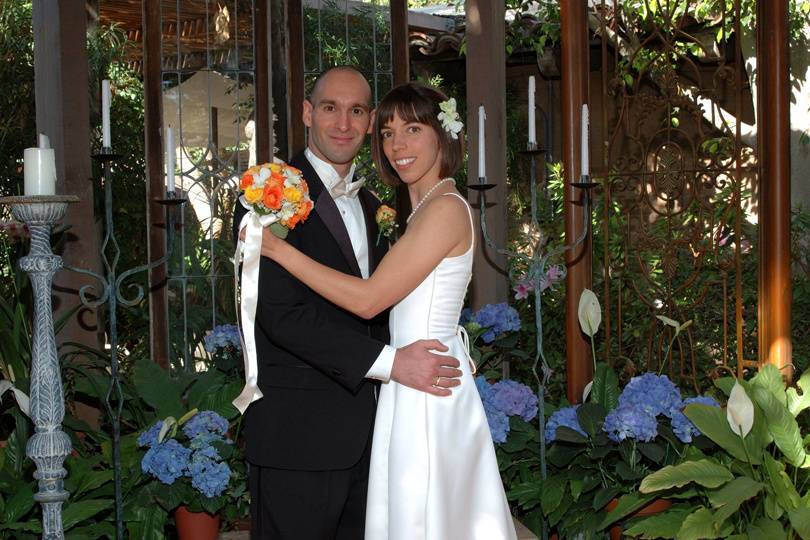 00009 Formal in venue