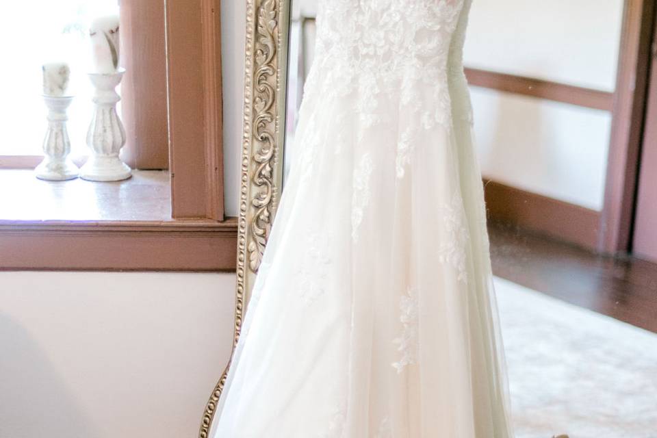 Bridal gown