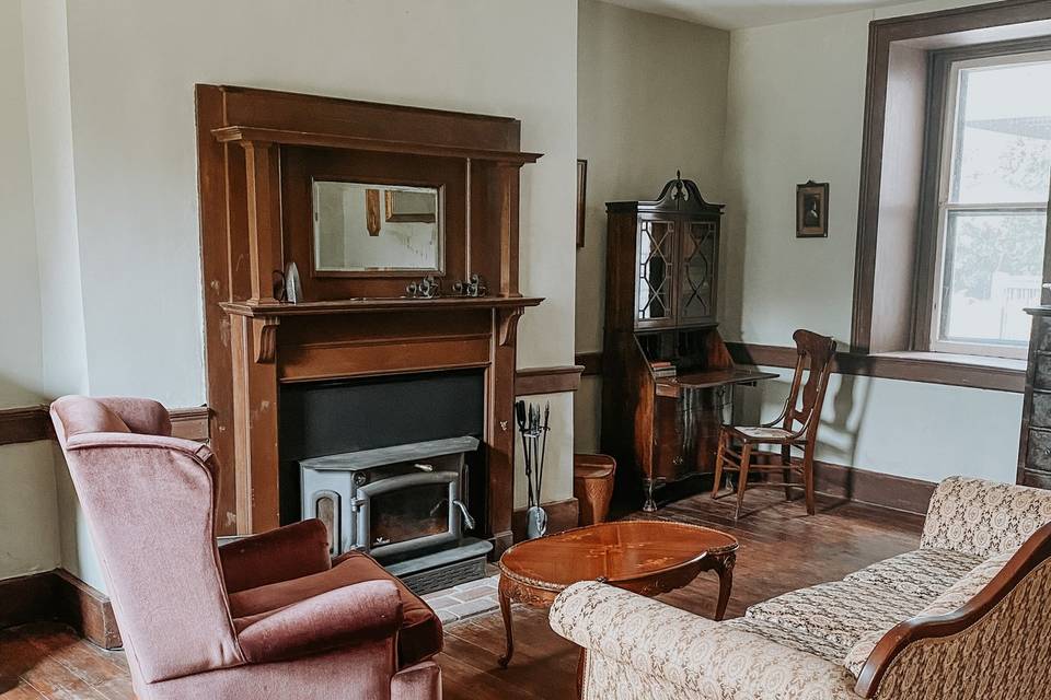 The Salon Lounge Area