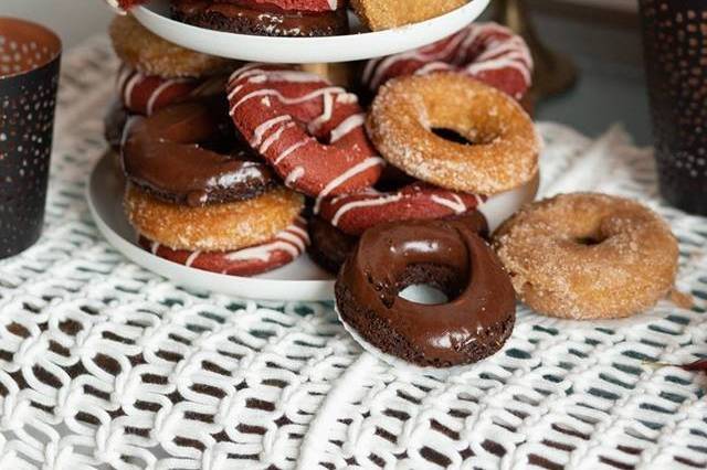 Cake donuts stand