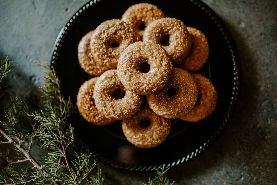 Gold cake donuts