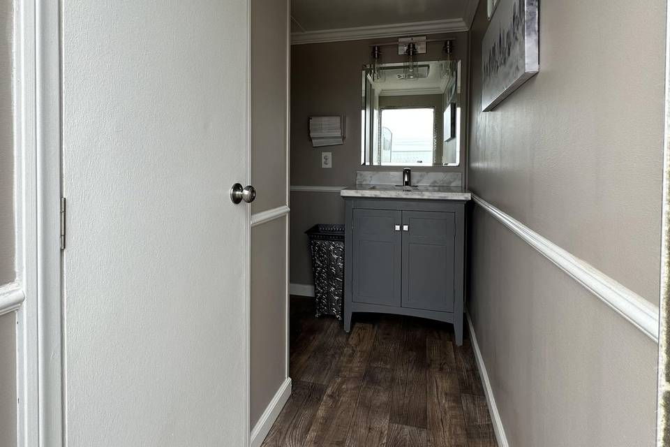4 stall interior
