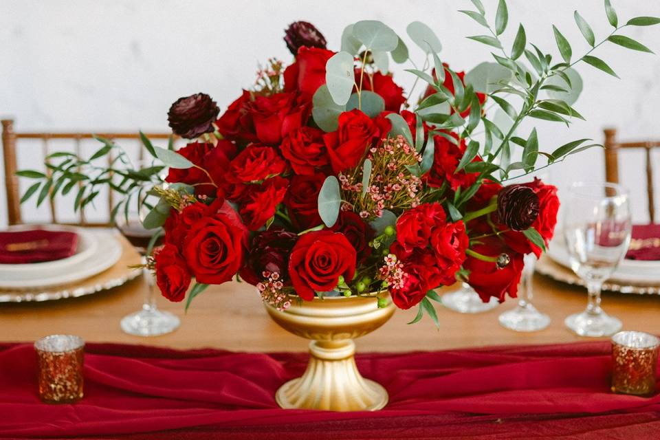 Centerpiece, flowers, roses,