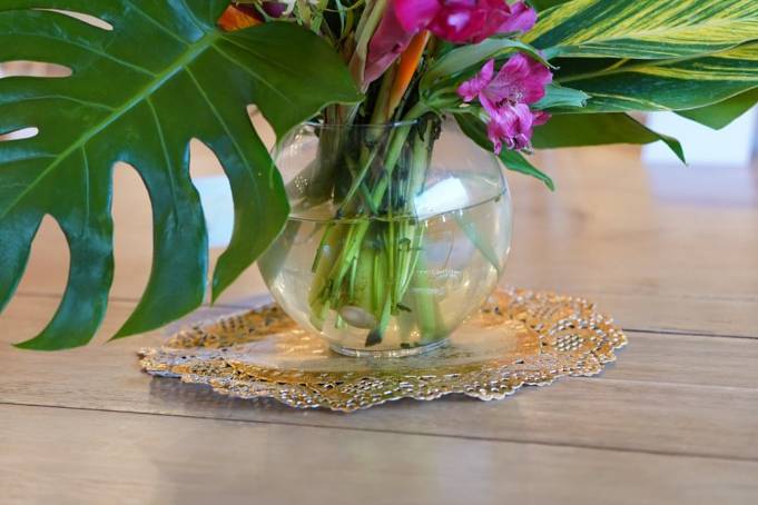 Tropical centerpiece