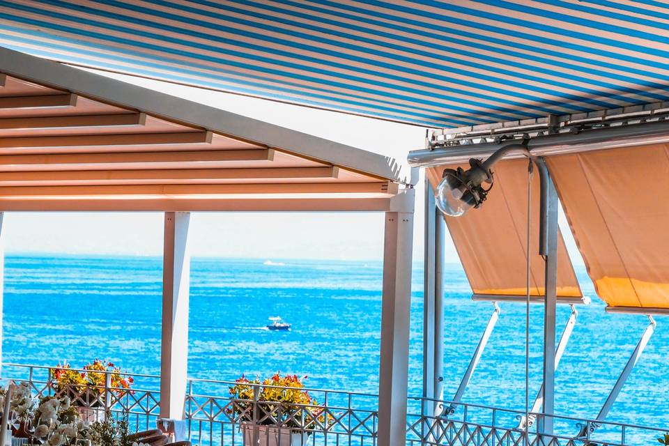 MareLuna Terrace