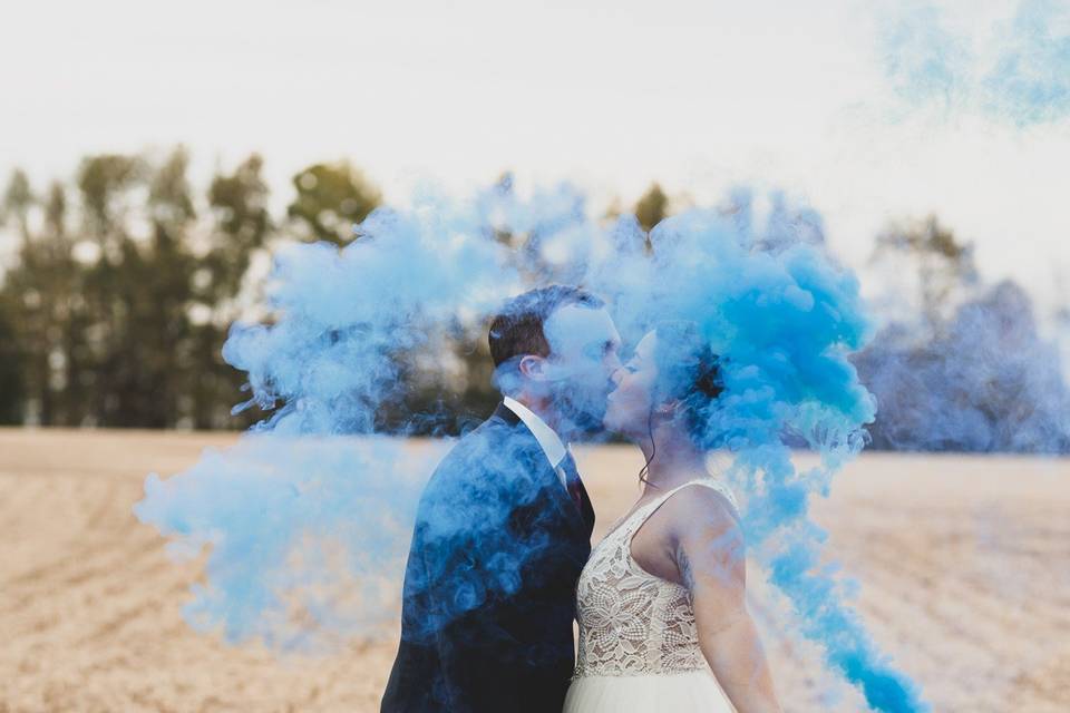 Smoke bomb bride and groom