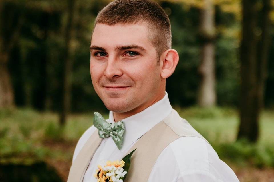 The pleased groom
