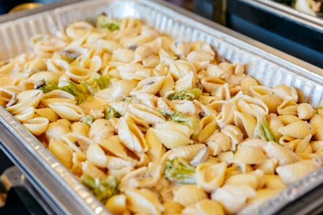 Pasta con Broccoli Buffet