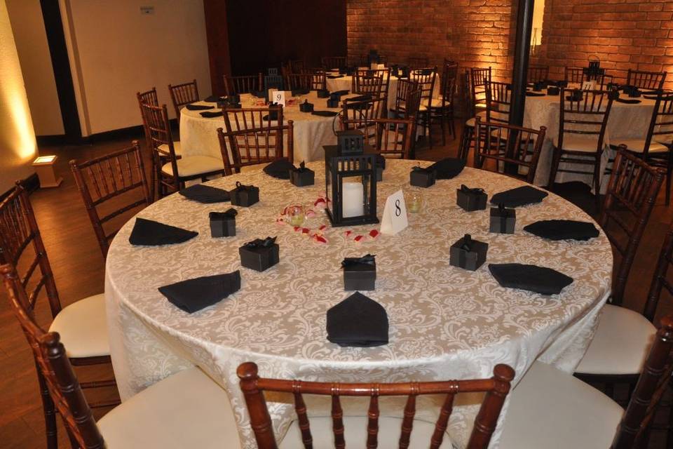 Linens and Events