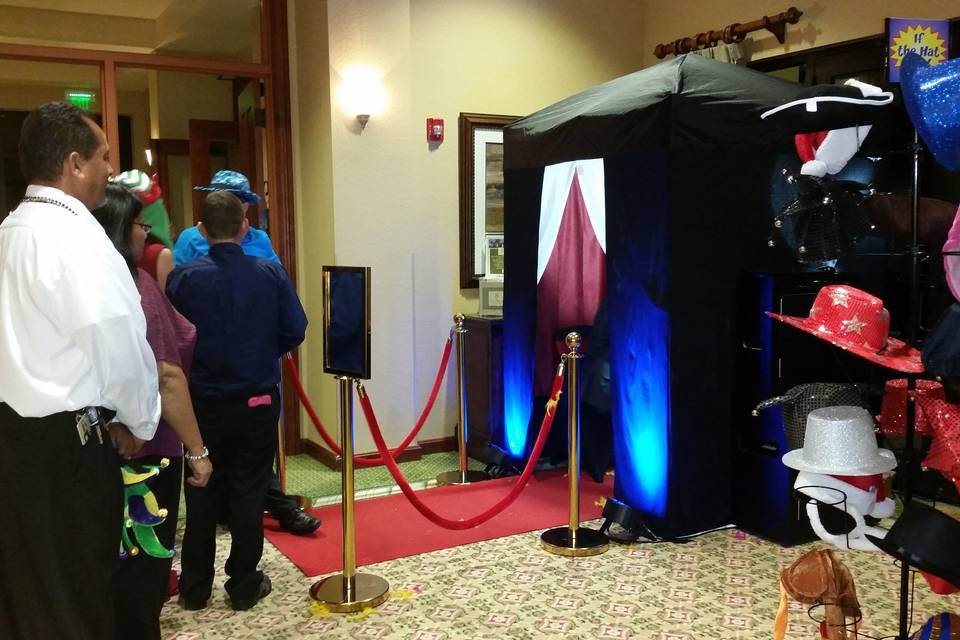 All Request Entertainment and Photo Booths