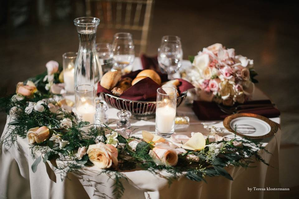 Sweetheart table decoration