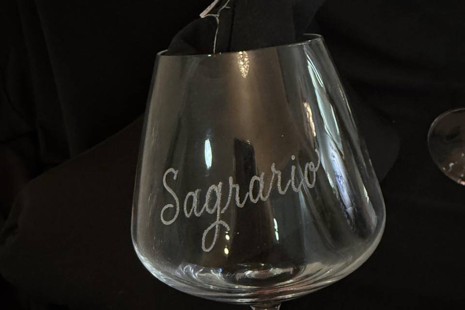 Engraving guest names