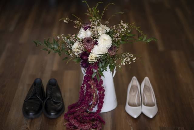 Shoes and bouquet