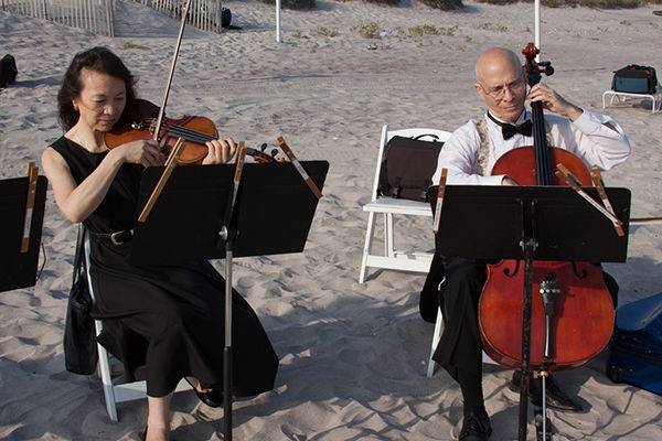 Cello and violin for cocktail hour or ceremony