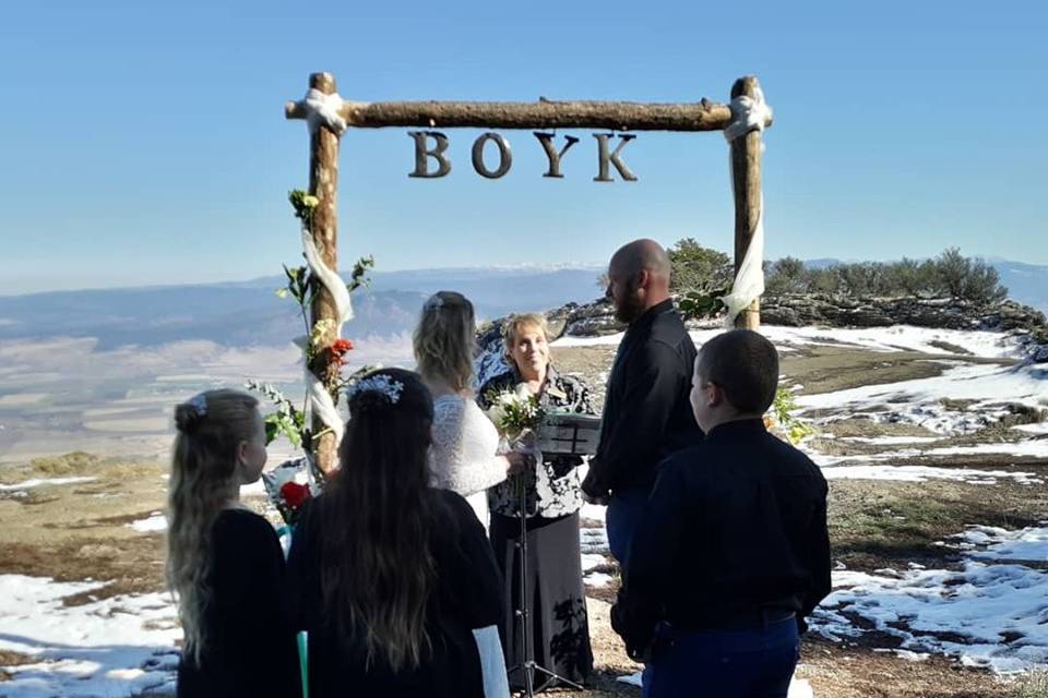 A wedding in the snow