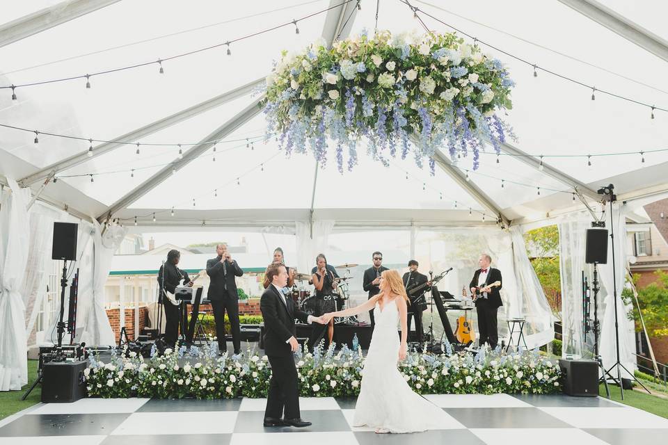 Cavalier - Great Lawn Tent