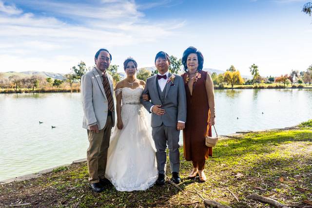 Family Wedding Portraid