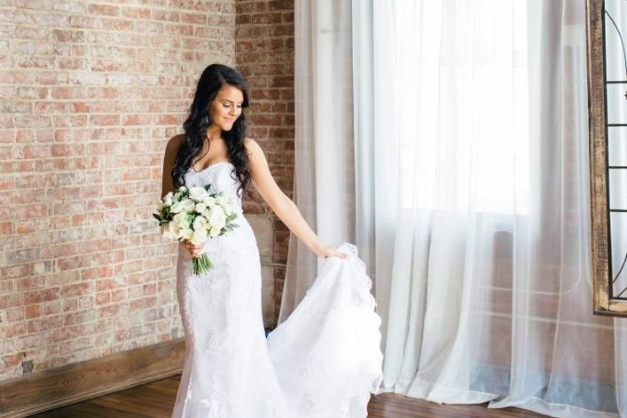 Bride in the washington room