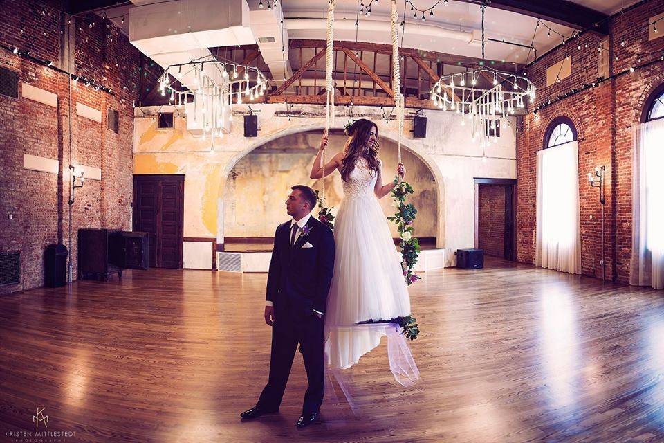 The bride and groom| Photo: kristen mittlestedt