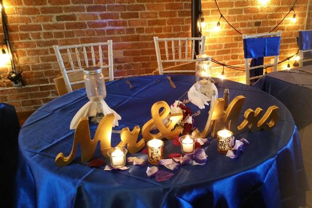 Couple table
