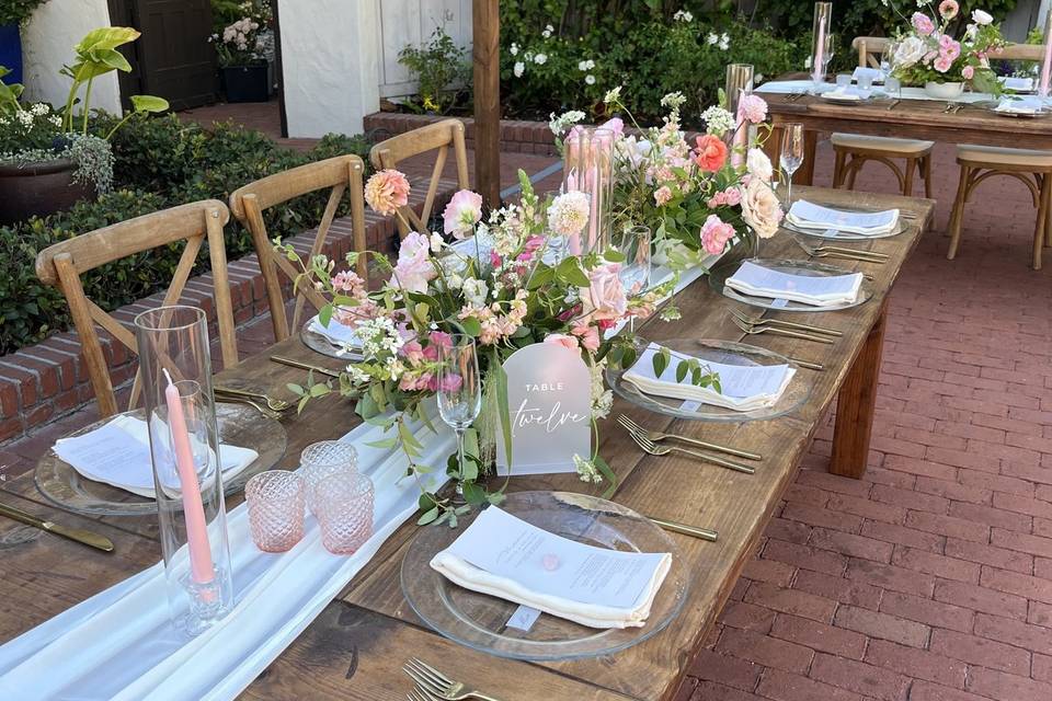 Tablescape