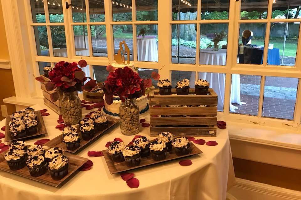 Cake table overlooking patio