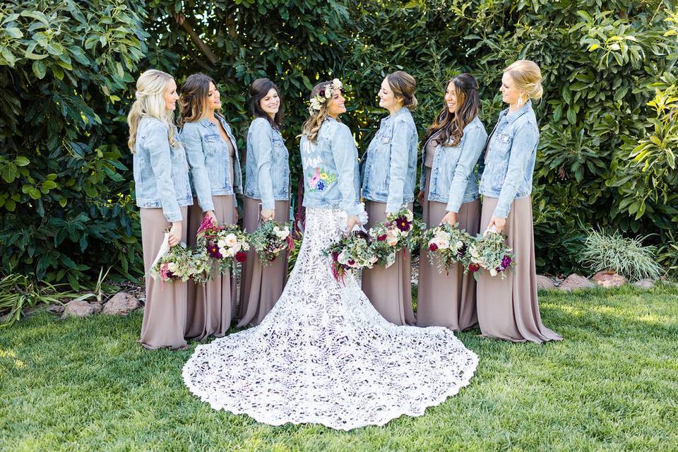 Bridesmaids bouquets