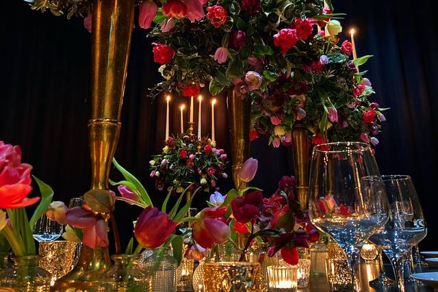 Tall centerpiece florals