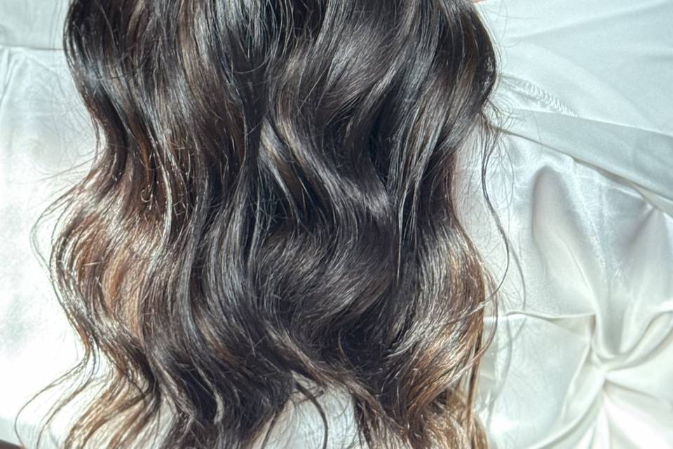 Tulum Bride hair