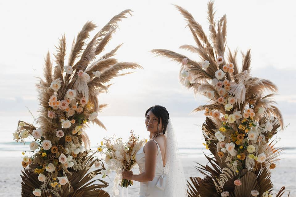 Tulum Bride Make up and hair