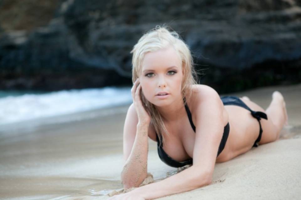 HI Boudoir by Daphne Hargrove Photography