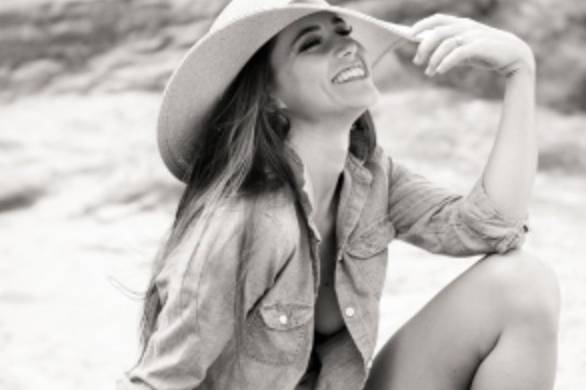 HI Boudoir by Daphne Hargrove Photography