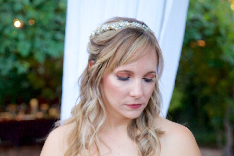 Bride with dahlias