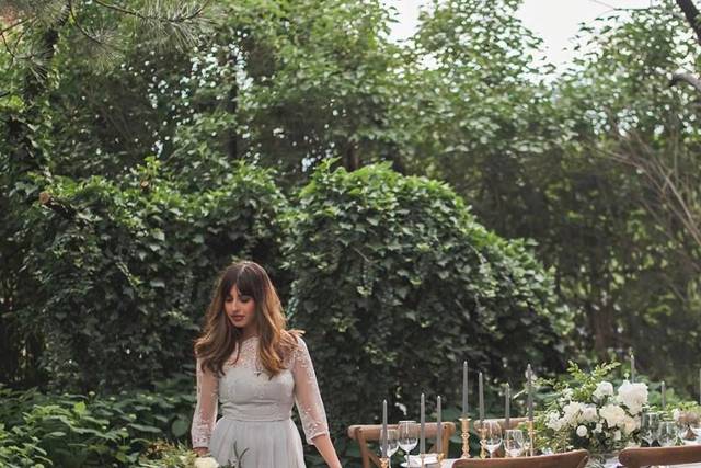 The bride holding her bouquet