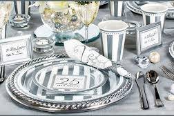 Table setting with floral  centerpiece