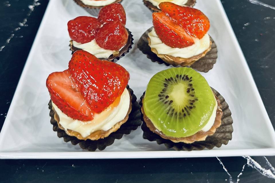 Small fruit tarts