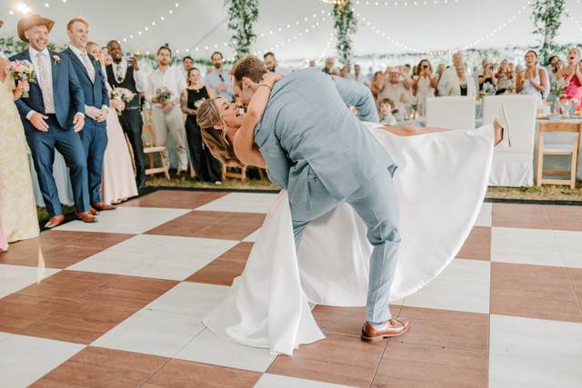 Experience First Dance Outdoor
