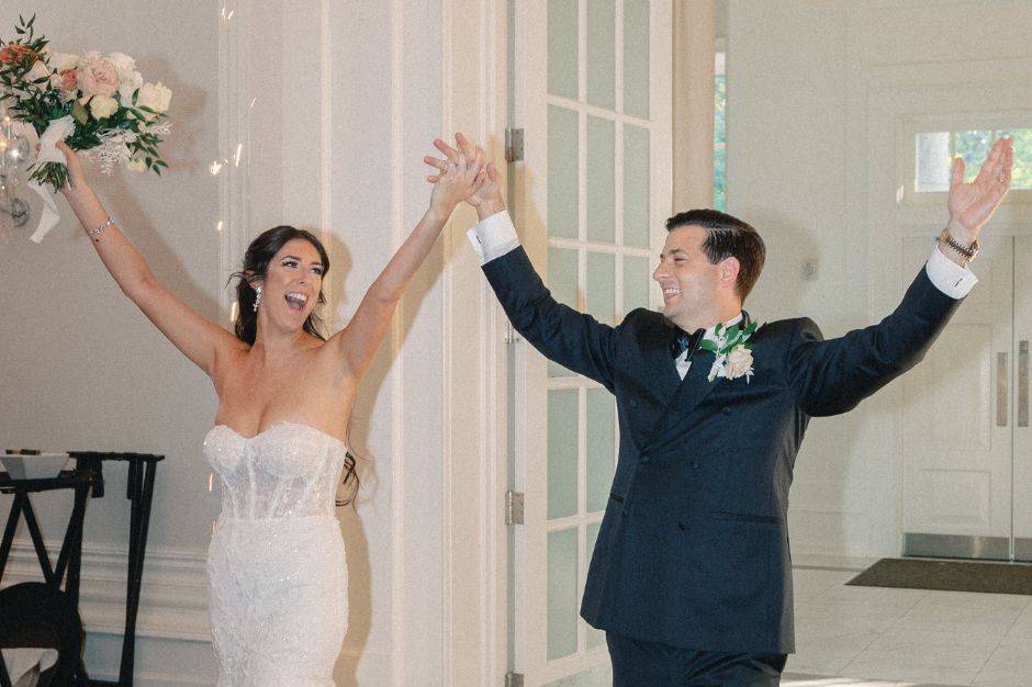 Brida and Groom entrance